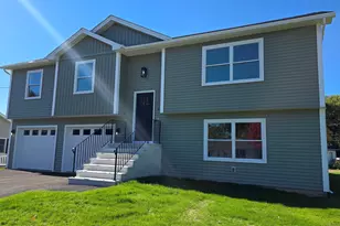 12 Willow St, Chicopee, MA 01020 - Photo 1