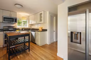 7 Beach St, Newton, MA 02460 - Photo 12