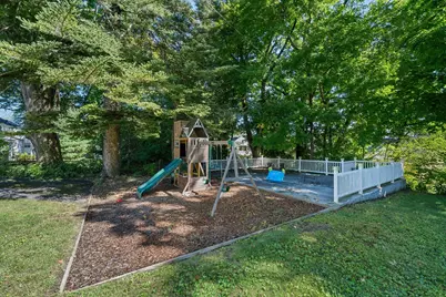 19 S Lenox St, Worcester, MA 01602 - Photo 38