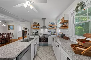19 S Lenox St, Worcester, MA 01602 - Photo 12