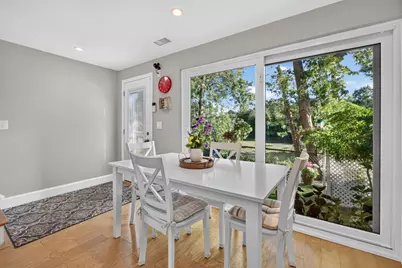 52 Warren St #2, Peabody, MA 01960 - Photo 8