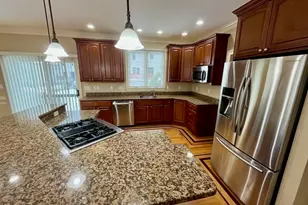 18 5th Ave, Watertown, MA 02472 - Photo 4