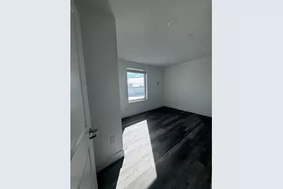585 Essex St #318, Lynn, MA 01901 - Photo 8