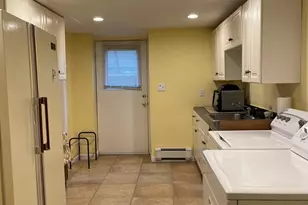 29 Marvin Ln, Newton, MA 02459 - Photo 2
