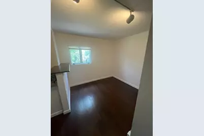 381 Reservoir St #1, Revere, MA 02151 - Photo 6