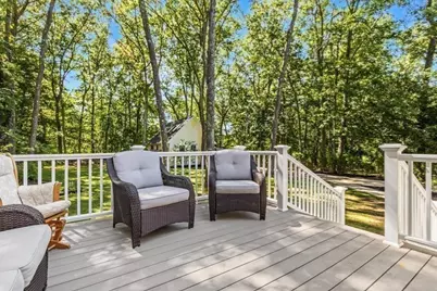 30 Sarah St, Burlington, MA 01803 - Photo 36