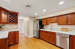 2 Monument Sq, Boston, MA 02129 - Photo 12