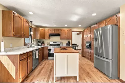 60 Bailey Road, Dracut, MA 01826 - Photo 10