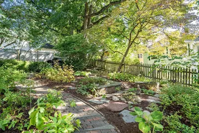 36 Warwick Rd, Watertown, MA 02472 - Photo 20