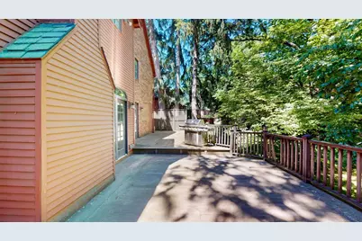 79 Woodchester Dr, Newton, MA 02467 - Photo 24