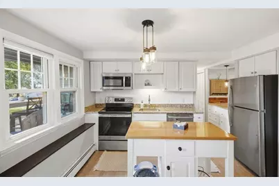 60 Guernsey St. #1, Boston, MA 02131 - Photo 8