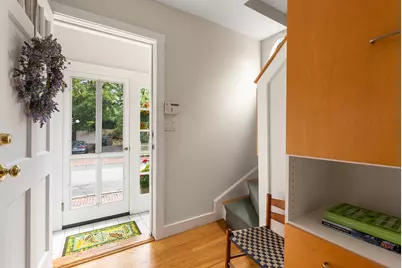 33 Fenno Street, Cambridge, MA 02138 - Photo 2