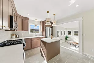 26 Gorham St, Dartmouth, MA 02748 - Photo 6