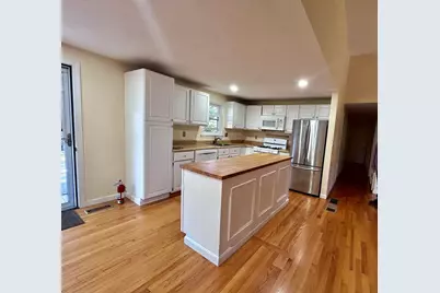 17 Worcester Lane, Barnstable, MA 02601 - Photo 2