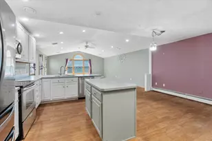 59 Southgate Rd, Franklin, MA 02038 - Photo 8
