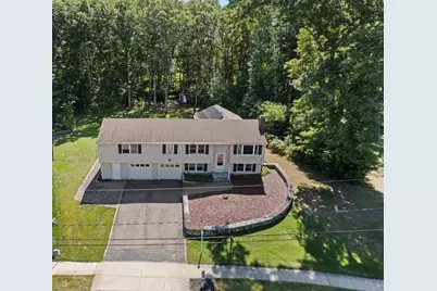 59 Southgate Rd, Franklin, MA 02038 - Photo 2