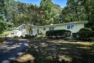 9 Raleigh Rd, Dover, MA 02030 - Photo 1