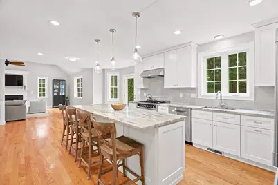 79 Woburn St, Andover, MA 01810 - Photo 6