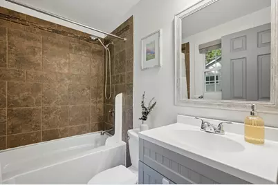 33 Bay Colony Drive, Ashland, MA 01721 - Photo 18