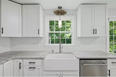 33 Bay Colony Drive, Ashland, MA 01721 - Photo 6