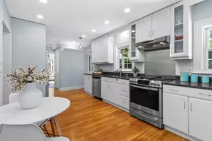 19 St Marys St, Newton, MA 02462 - Photo 12