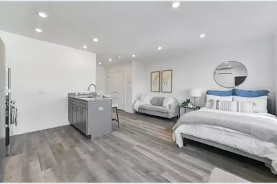 585 Essex St #815, Lynn, MA 01901 - Photo 4