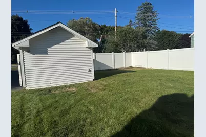 210 Main St, Shrewsbury, MA 01545 - Photo 20