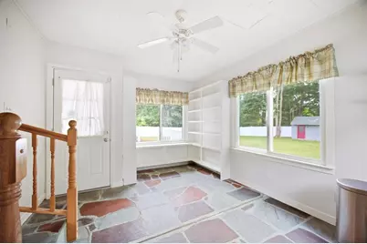 2 Drake Lane, Holyoke, MA 01040 - Photo 12