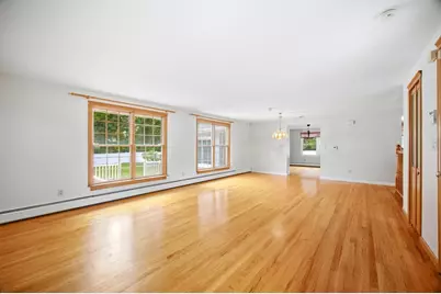 2 Drake Lane, Holyoke, MA 01040 - Photo 4