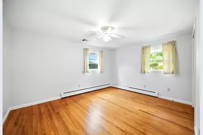 2 Drake Lane, Holyoke, MA 01040 - Photo 18
