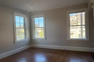 82 Pleasant St, Woburn, MA 01801 - Photo 8