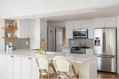 39 River Glen Rd, Wellesley, MA 02481 - Photo 6