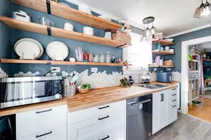 10 Russell Stage Rd, Blandford, MA 01008 - Photo 8