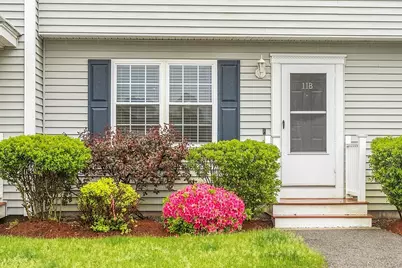 11 Merrimac Way #B, Tyngsborough, MA 01879 - Photo 2