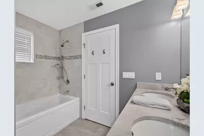 34 Senator Bolling Cir, Boston, MA 02124 - Photo 30