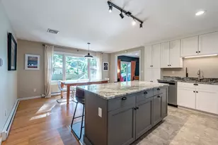 69 Grantwood Dr, Amherst, MA 01002 - Photo 10