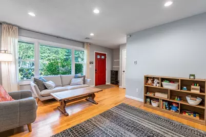 69 Grantwood Dr, Amherst, MA 01002 - Photo 8