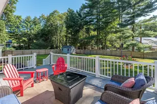 69 Grantwood Dr, Amherst, MA 01002 - Photo 6