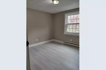 8 Walker Rd #6, North Andover, MA 01845 - Photo 2