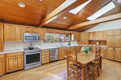 4 Nevada Road, Burlington, MA 01803 - Photo 6