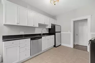 17 Green St, Boston, MA 02129 - Photo 8