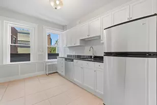17 Green St, Boston, MA 02129 - Photo 10