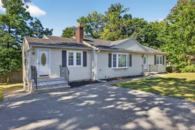 7 Madeline Rd, Tewksbury, MA 01876 - Photo 2