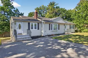 7 Madeline Rd, Tewksbury, MA 01876 - Photo 2