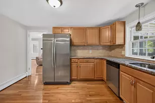 7 Madeline Rd, Tewksbury, MA 01876 - Photo 4