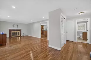 7 Madeline Rd, Tewksbury, MA 01876 - Photo 14