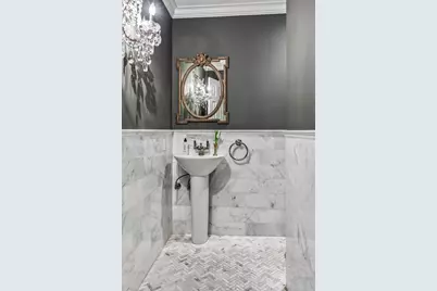 180 Marlborough St #2, Boston, MA 02116 - Photo 24