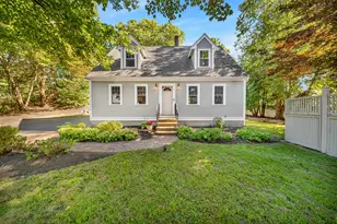 2 Hunter Dr, Newburyport, MA 01950 - Photo 1