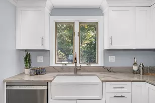 2 Hunter Dr, Newburyport, MA 01950 - Photo 4