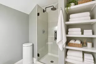 42 8th St, Boston, MA 02129 - Photo 12